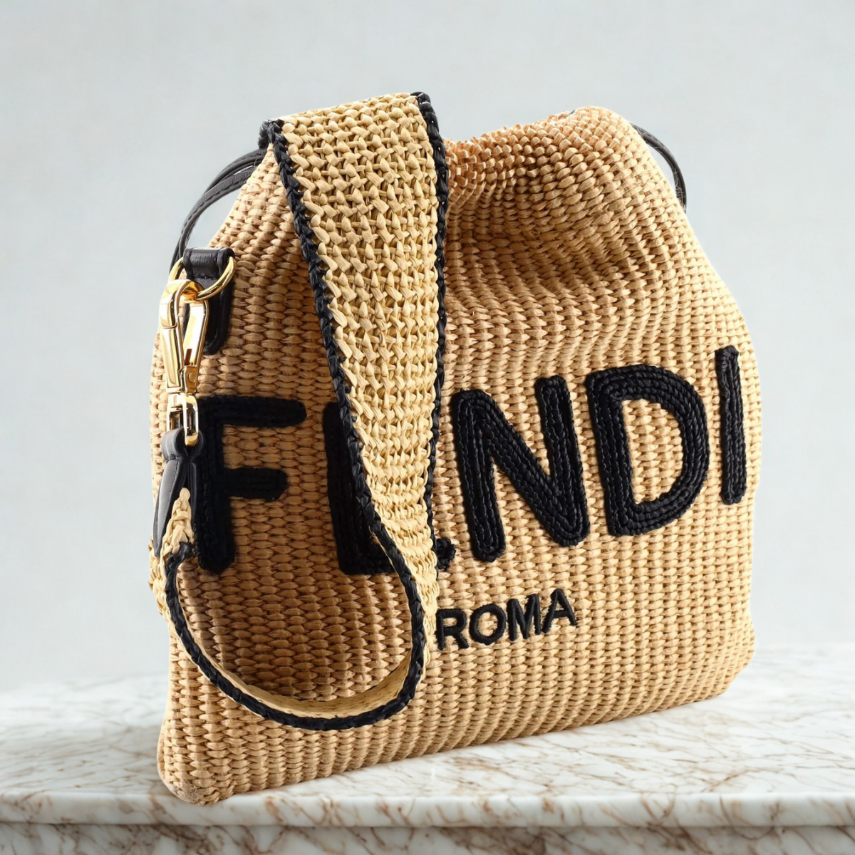Fendi – Sack Small Braided Straw Bag in Beige
