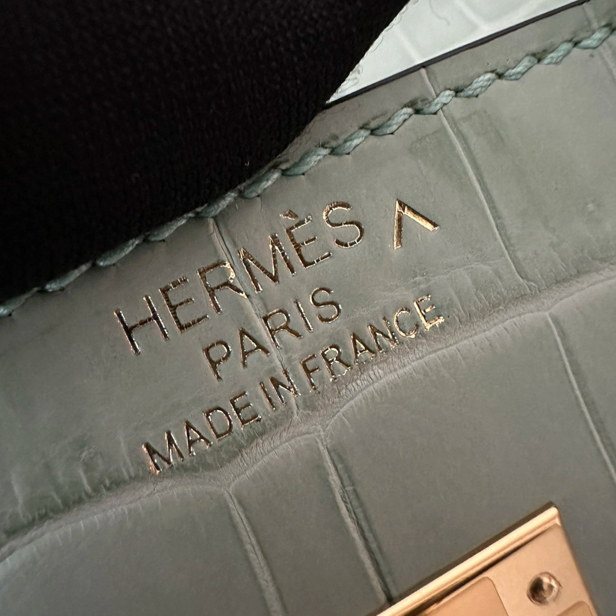 Hermès – Kelly 28 Vert d’Eau Alligator Limited Edition