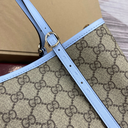 Gucci – Large GG Emblem Shopper Bag